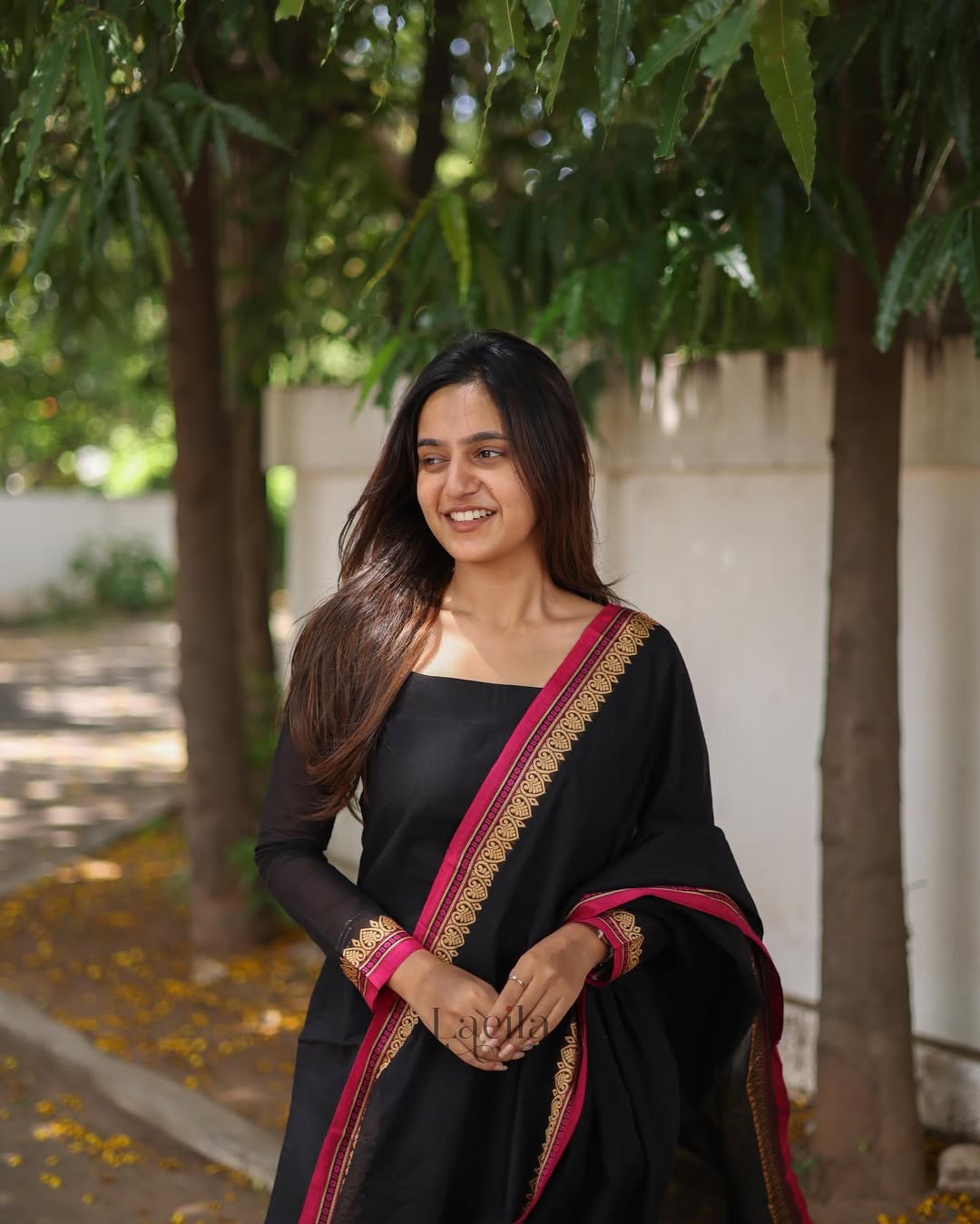 Tnisha Prachi Black Cotton Salwar Suits