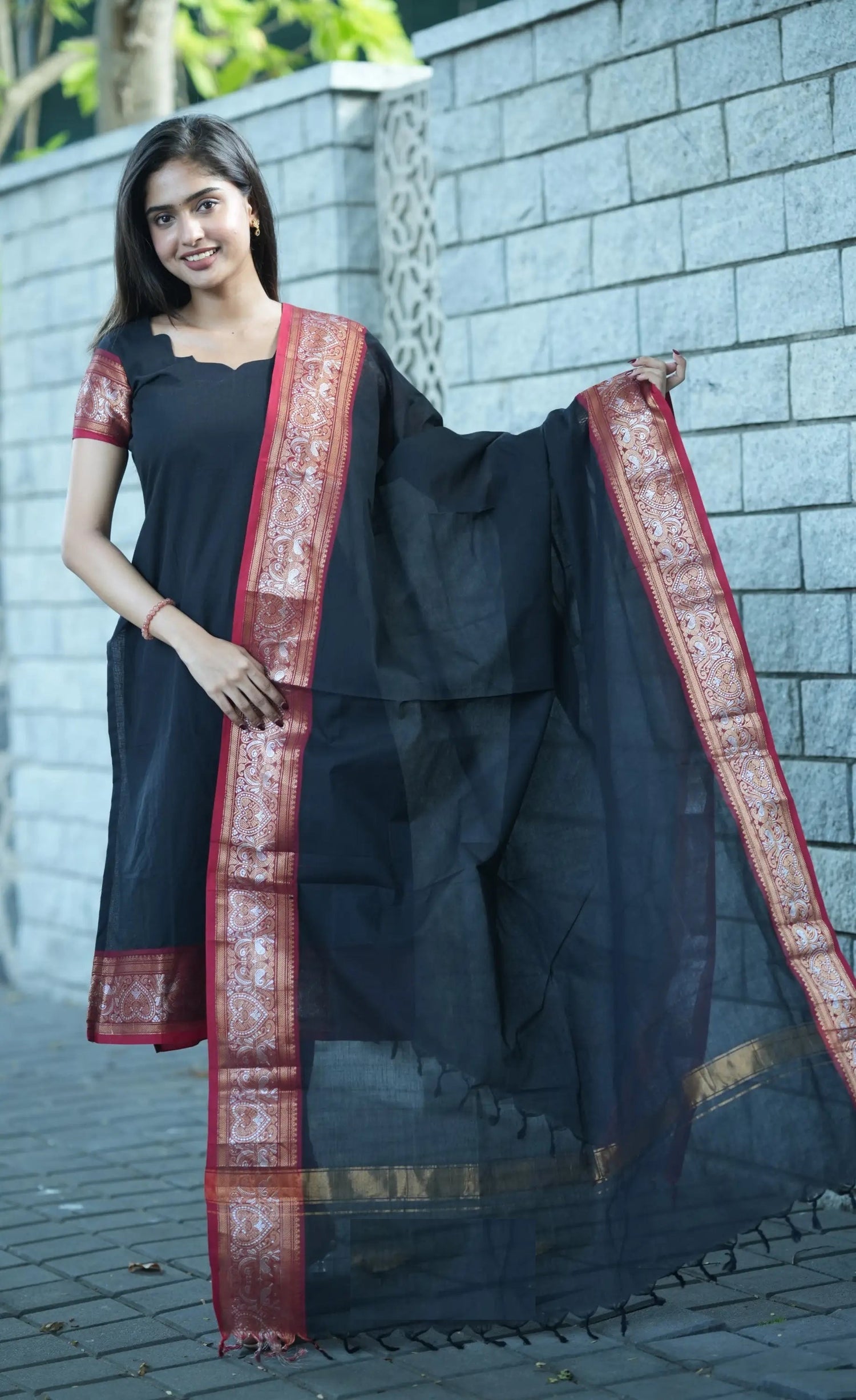 Tnisha Riva Black Cotton Salwar Suits